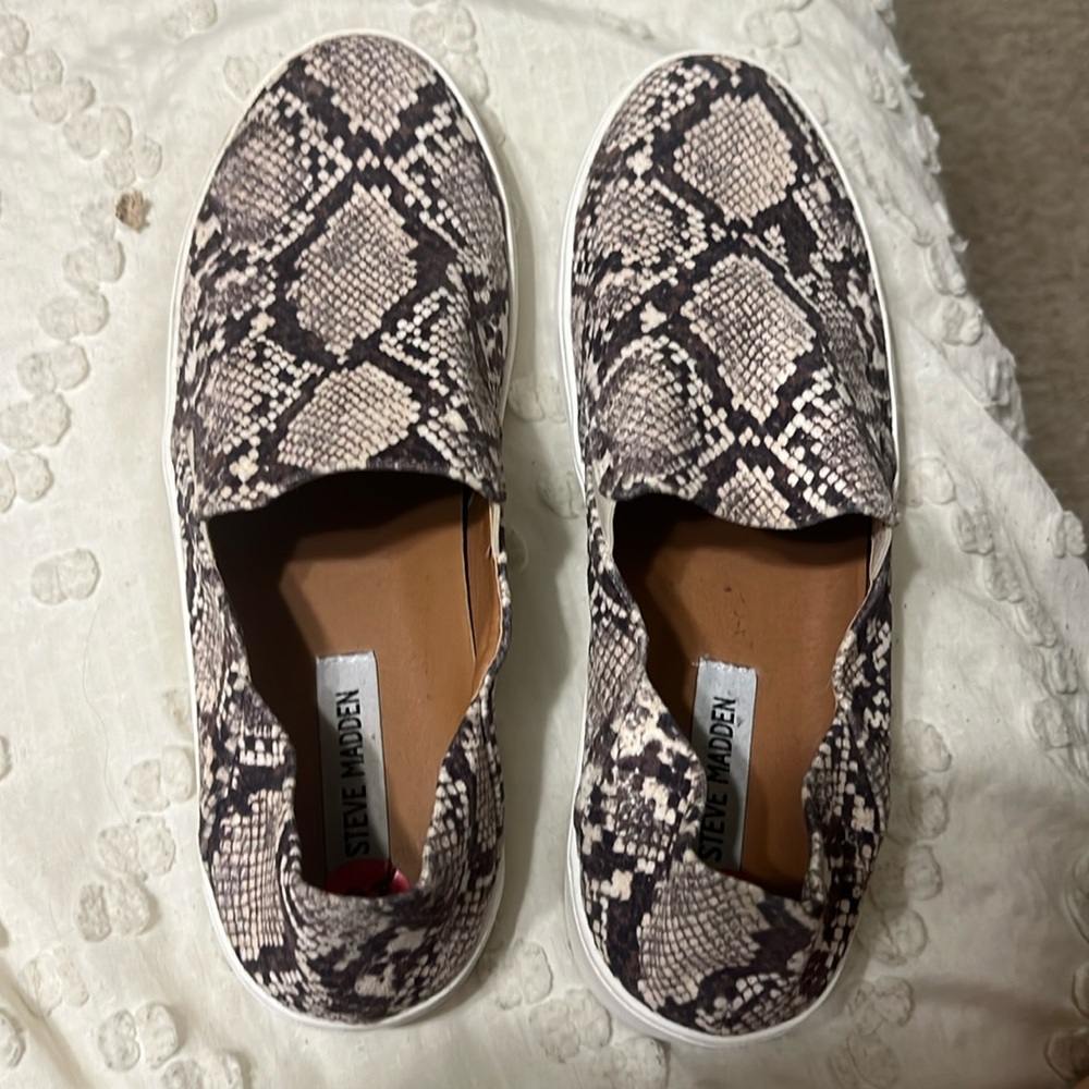 Steve Madden Snake Skin Slip On Shoe